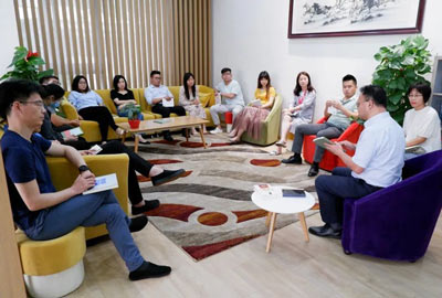 感受文字之美，共享閱讀之樂 | 寶開與燎申智城共同舉辦成長專場(chǎng)讀書活動(dòng)