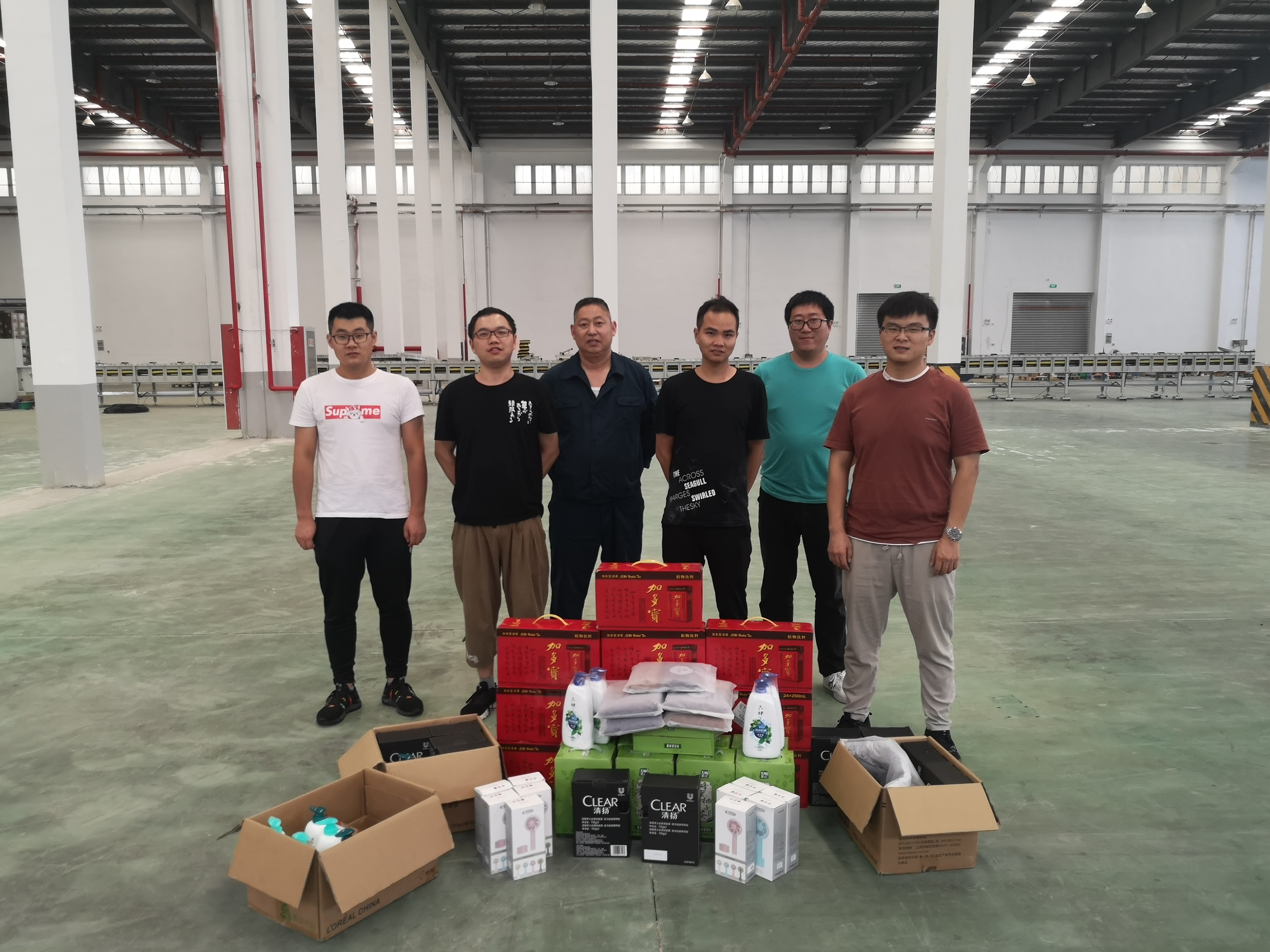 關愛職工 · 夏送清涼 | 寶開工會赴一線送清涼，致敬高溫下的堅守