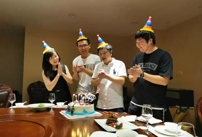 夏送清涼，集體慶生，慰問(wèn)一線(xiàn) | 致我們的一線(xiàn)伙伴：辛苦了！