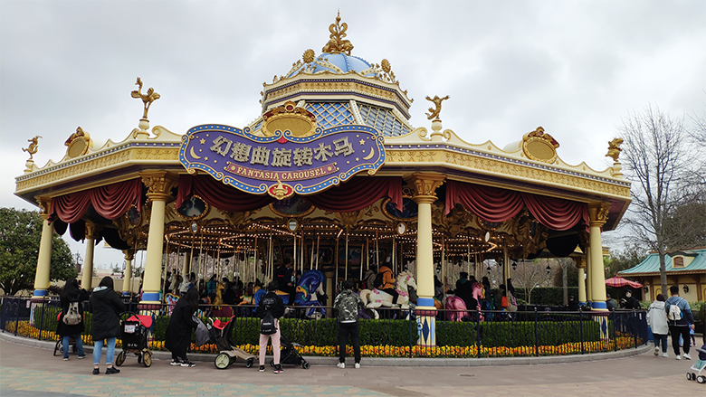 Happy Women’s Day | 歡度三八節(jié)，我們相約上海迪士尼樂園