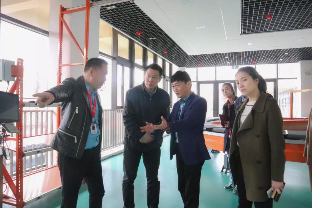 簡(jiǎn)訊 | 黨建引領(lǐng)，助力企業(yè)發(fā)展！上海市委黨校領(lǐng)導(dǎo)一行蒞臨寶開考察調(diào)研！